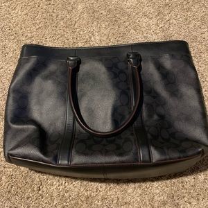 RARELY USED COACH LAP TOP BAG